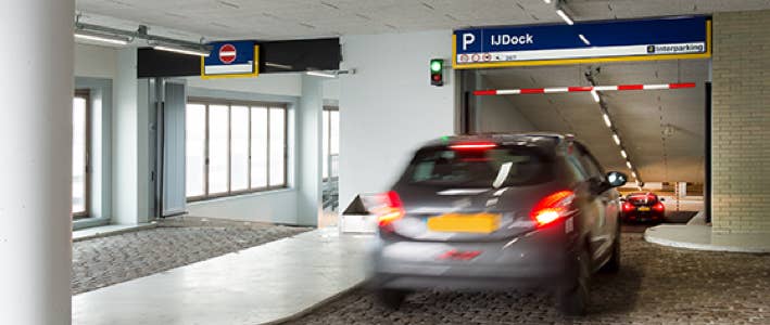 Parkeergarage ijdock Amsterdam