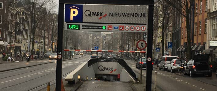 Parkeergarage nieuwendijk Amsterdam